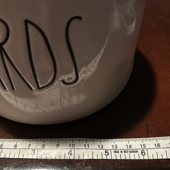 Rewards insulated lid ceramic jar perfect for cookies candy or even dog treats - Picture 6 of 7